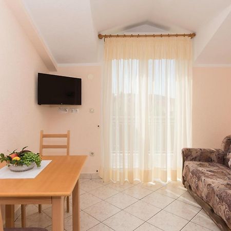Topic Apartments Водице Экстерьер фото