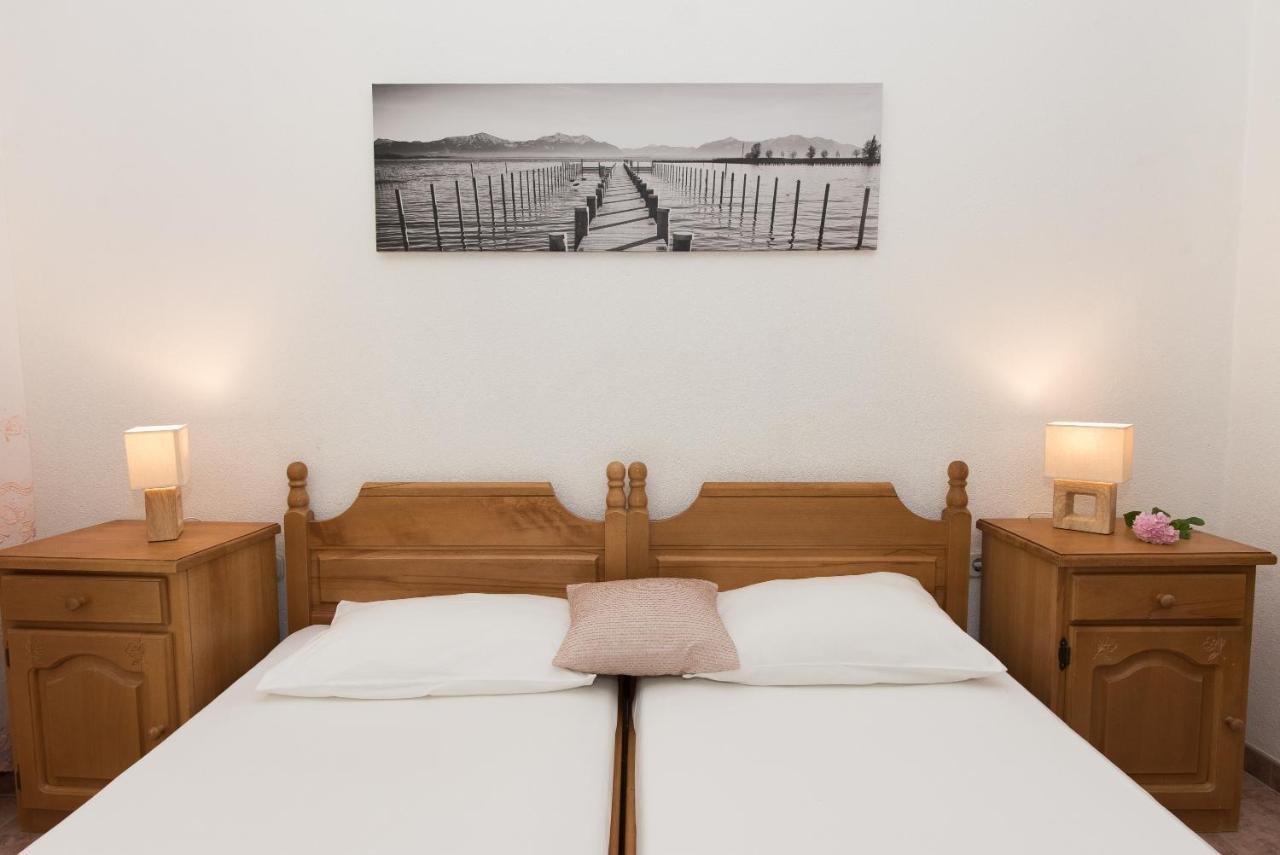 Topic Apartments Водице Экстерьер фото