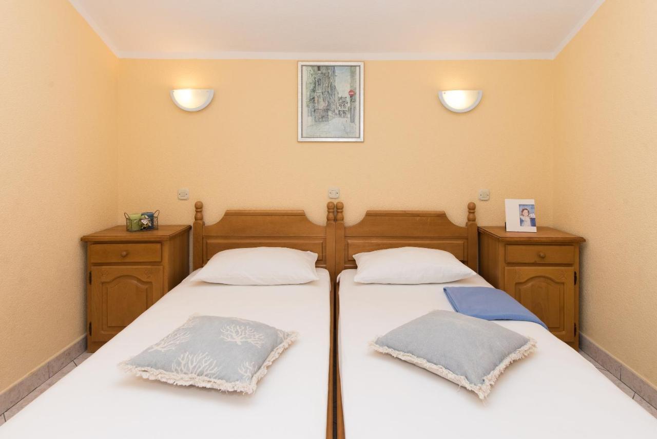 Topic Apartments Водице Экстерьер фото