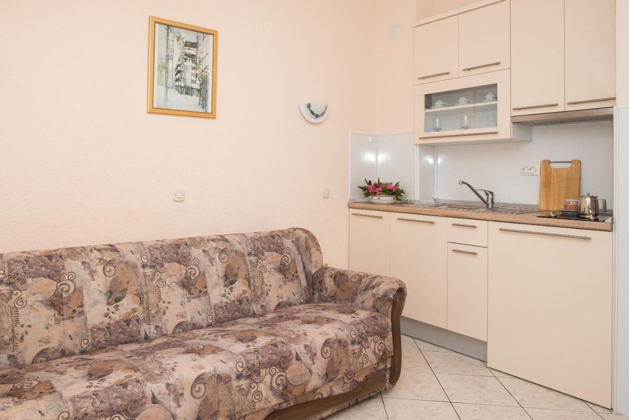 Topic Apartments Водице Экстерьер фото