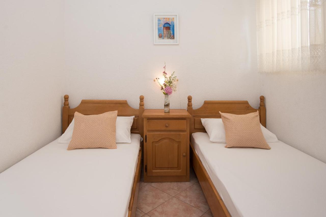 Topic Apartments Водице Экстерьер фото